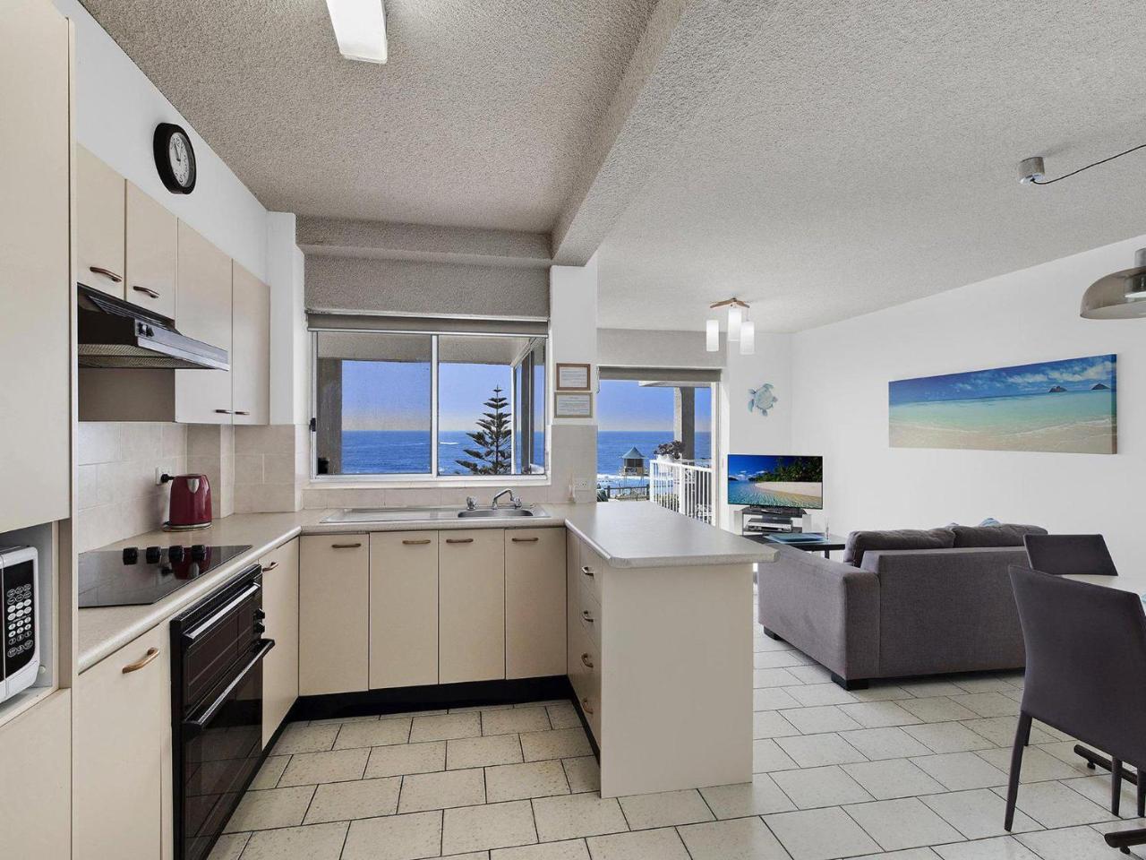 Dolphin Court 5 Apartment Entrance Екстериор снимка